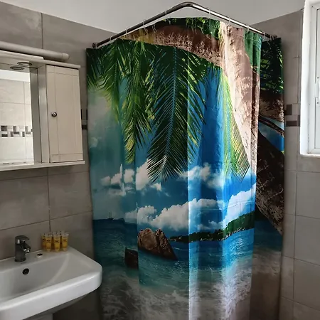 Lejlighed Lilian's Seaview-party Street-youth Rhodes City